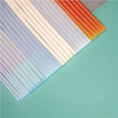 Kuuma   sula   liima   tikku